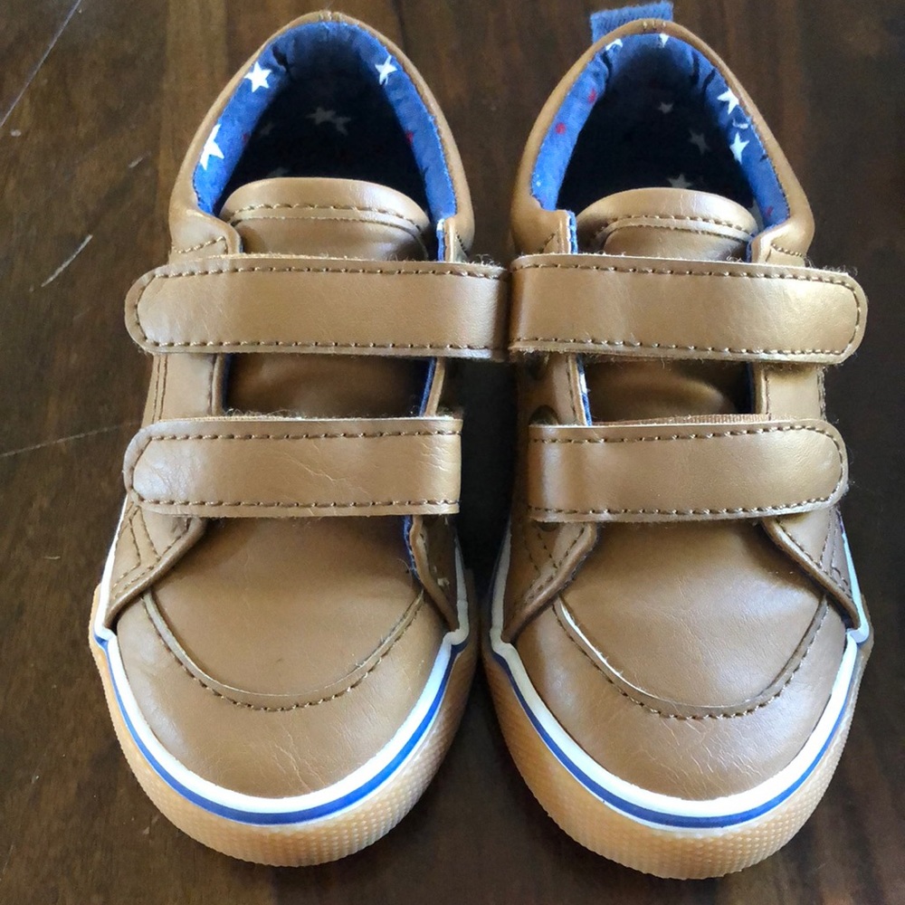 Cat & Jack toddler boy shoes size 6